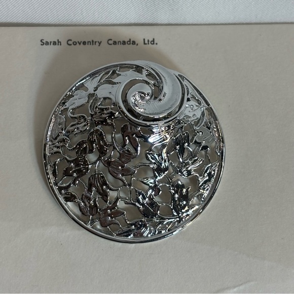 Sarah Coventry Silver Toned Scarf Clip New in Box Made in Canada - Picture 7 of 7